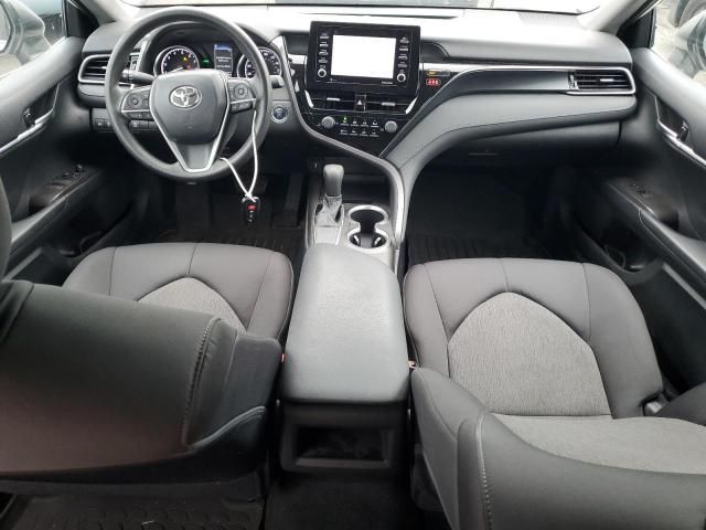 2021 Toyota Camry le