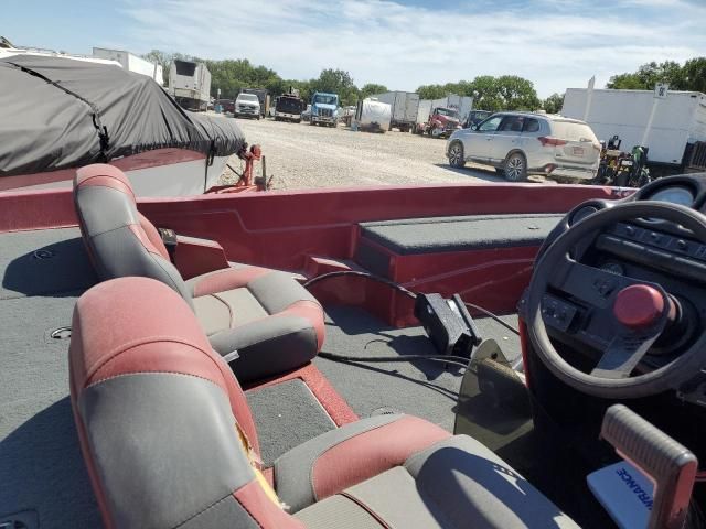 1997 Stratos Boat