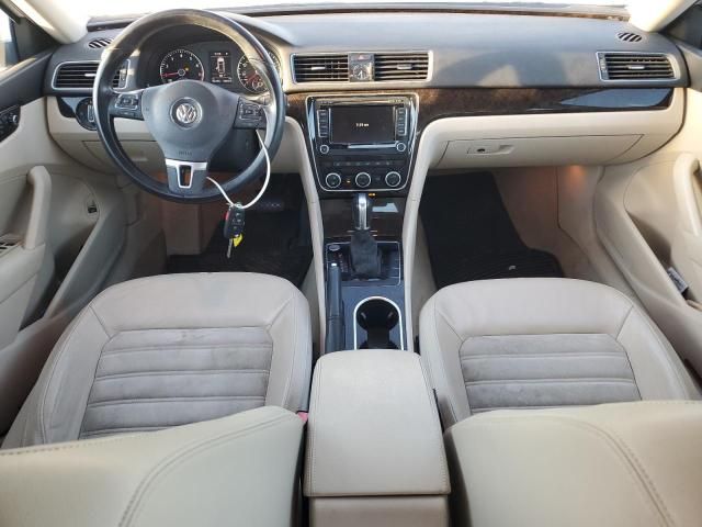 2014 Volkswagen Passat SEL