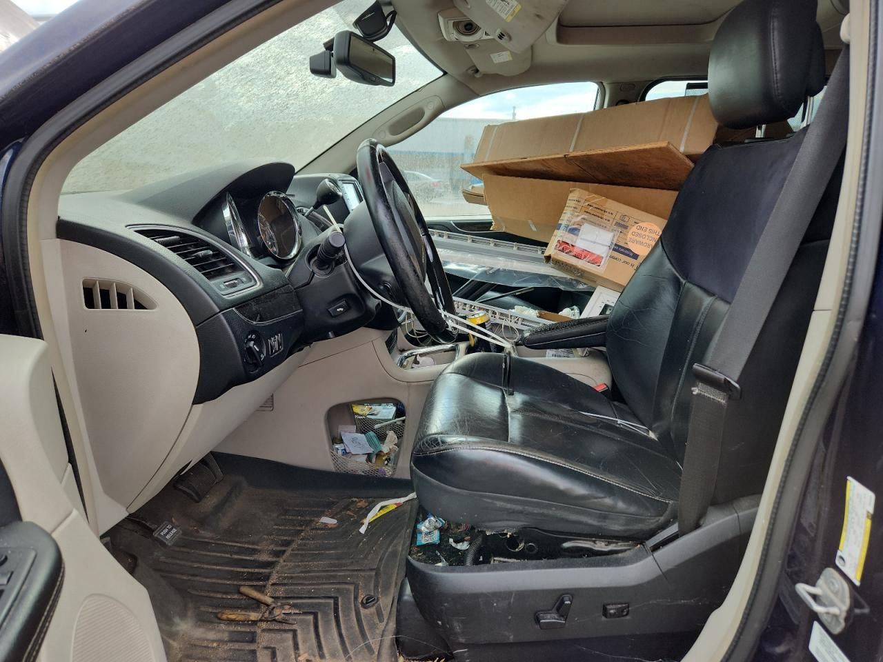 2013 Chrysler Town & Country Limited