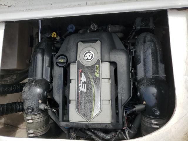 2014 Hurricane/godfrey Marine Boat