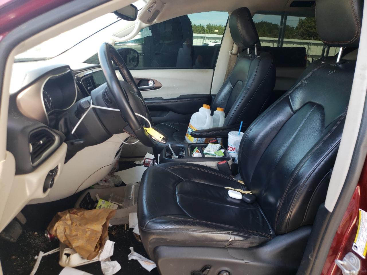 2017 Chrysler Pacifica Touring l