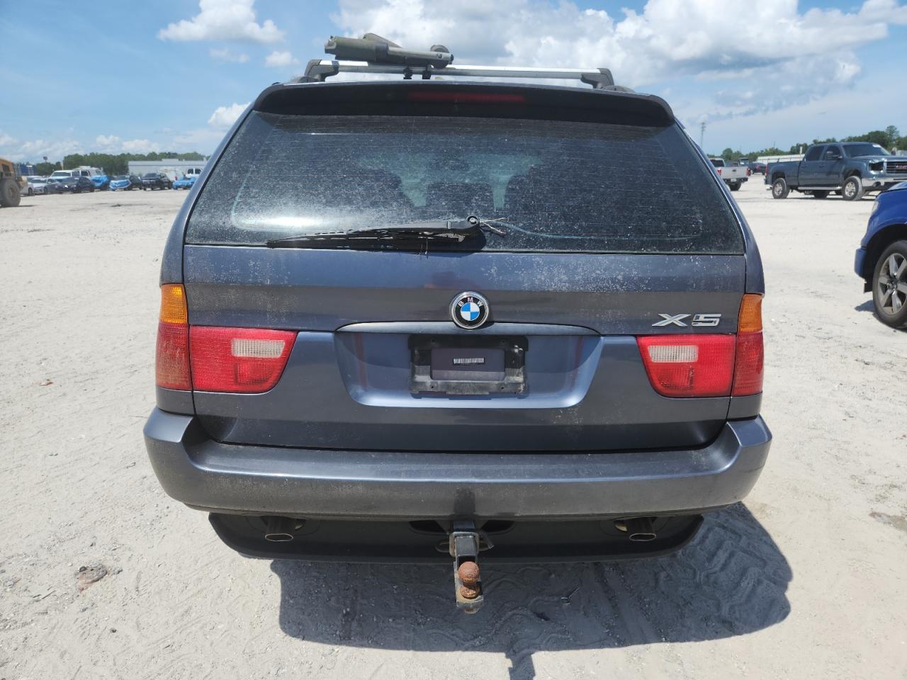 2002 BMW X5 3.0i