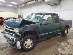 Salvage trucks for sale at Davison, MI auction: 1998 Chevrolet GMT-400 K1500