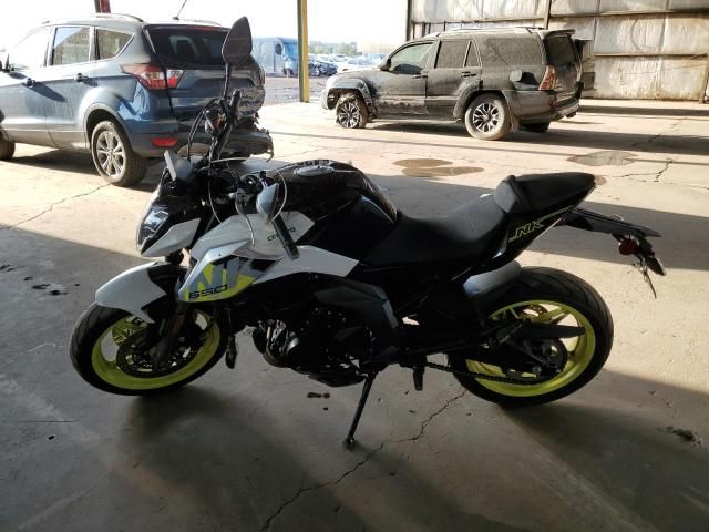 2023 Cf Moto 650NK