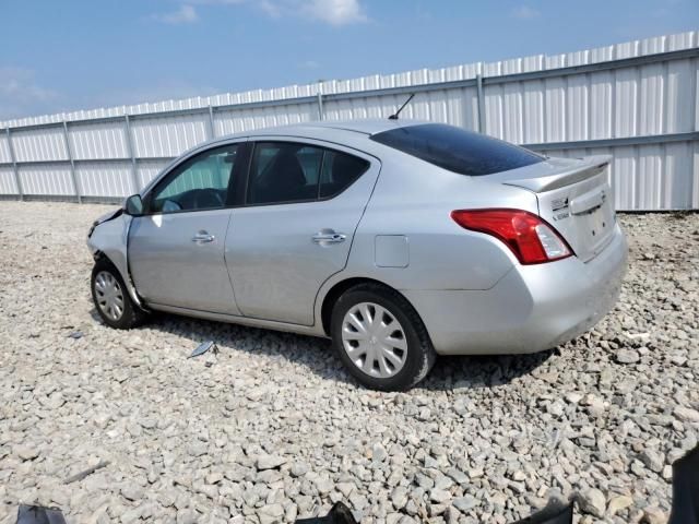2013 Nissan Versa S