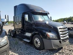 Salvage trucks for sale at Memphis, TN auction: 2018 Freightliner Cascadia 126 Semi Truck