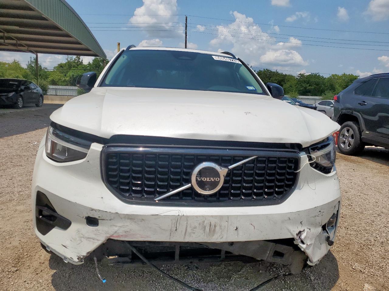 2025 Volvo Xc40 Plus