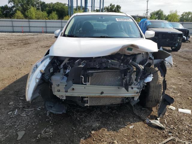 2019 Nissan Versa s
