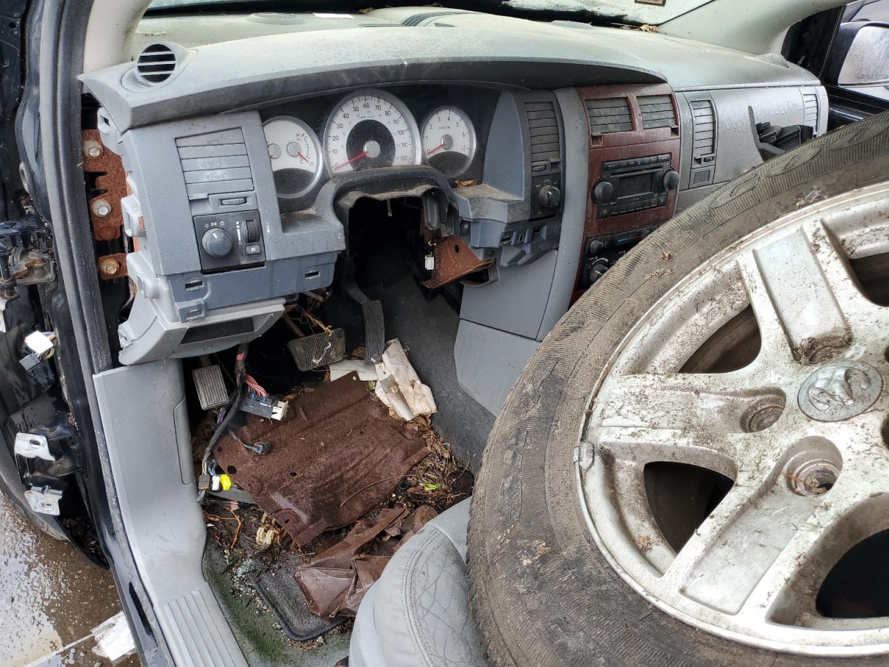 2004 Dodge Durango slt