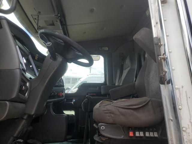 2012 Kenworth T800 Semi Truck
