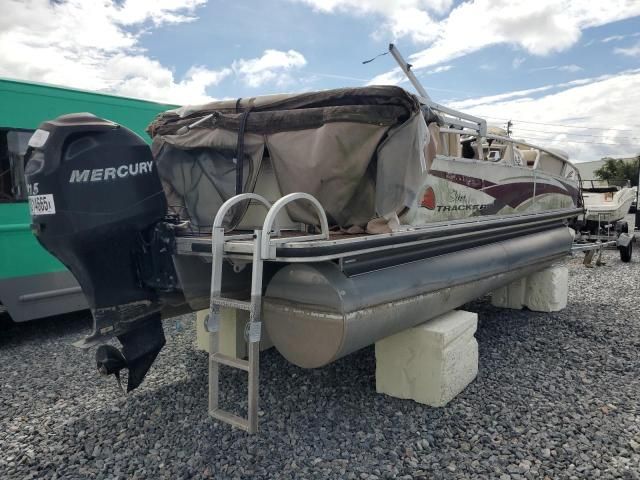 2010 BUJ 2010 SUN Tracker Party Barge 22 Regency W90ELPT-