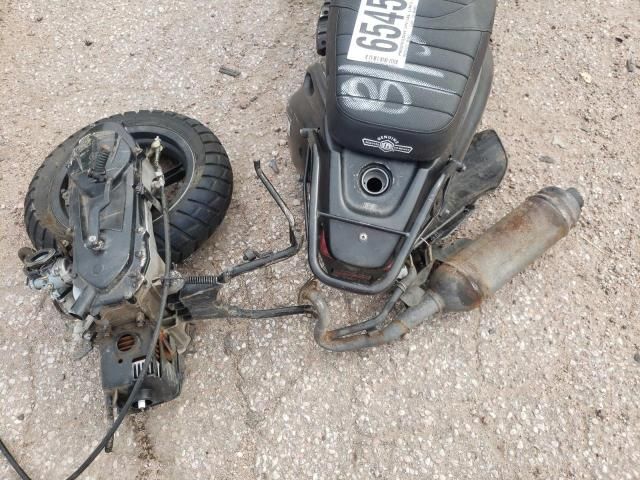 2023 Genuine Scooter Co. Roughhouse 50