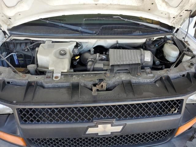 2003 Chevrolet Express G2500