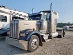 2004 Kenworth W900 Semi Truck