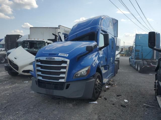 2023 Freightliner Cascadia 126 Semi Truck