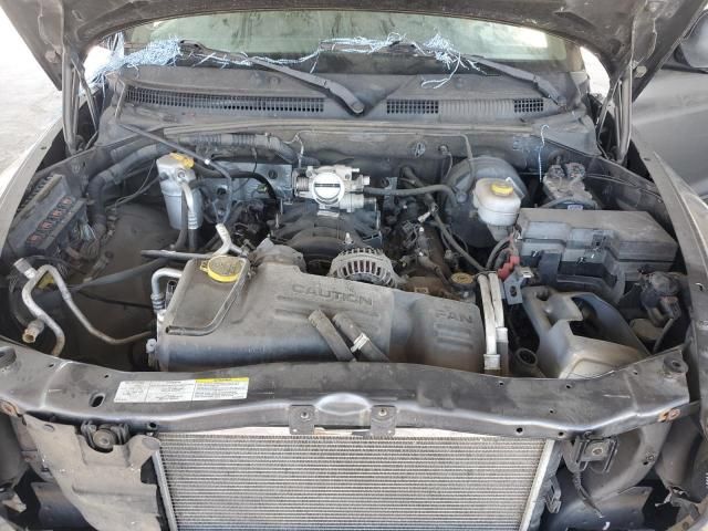 2004 Dodge Dakota Quad SLT