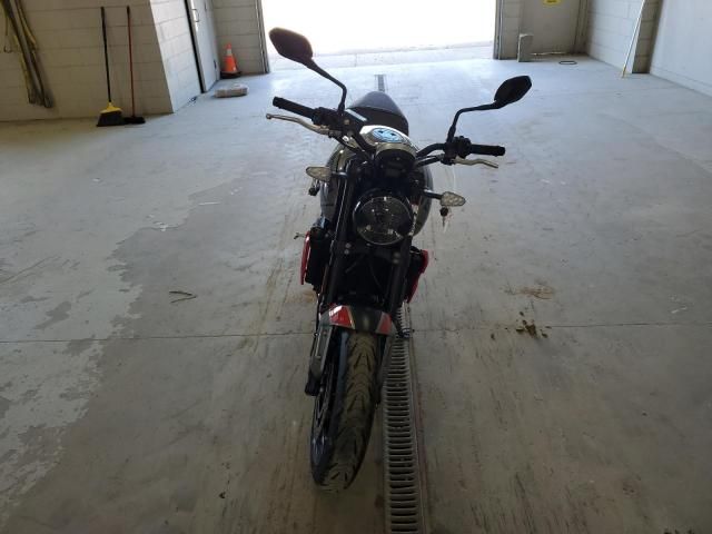 2024 Triumph Trident 660