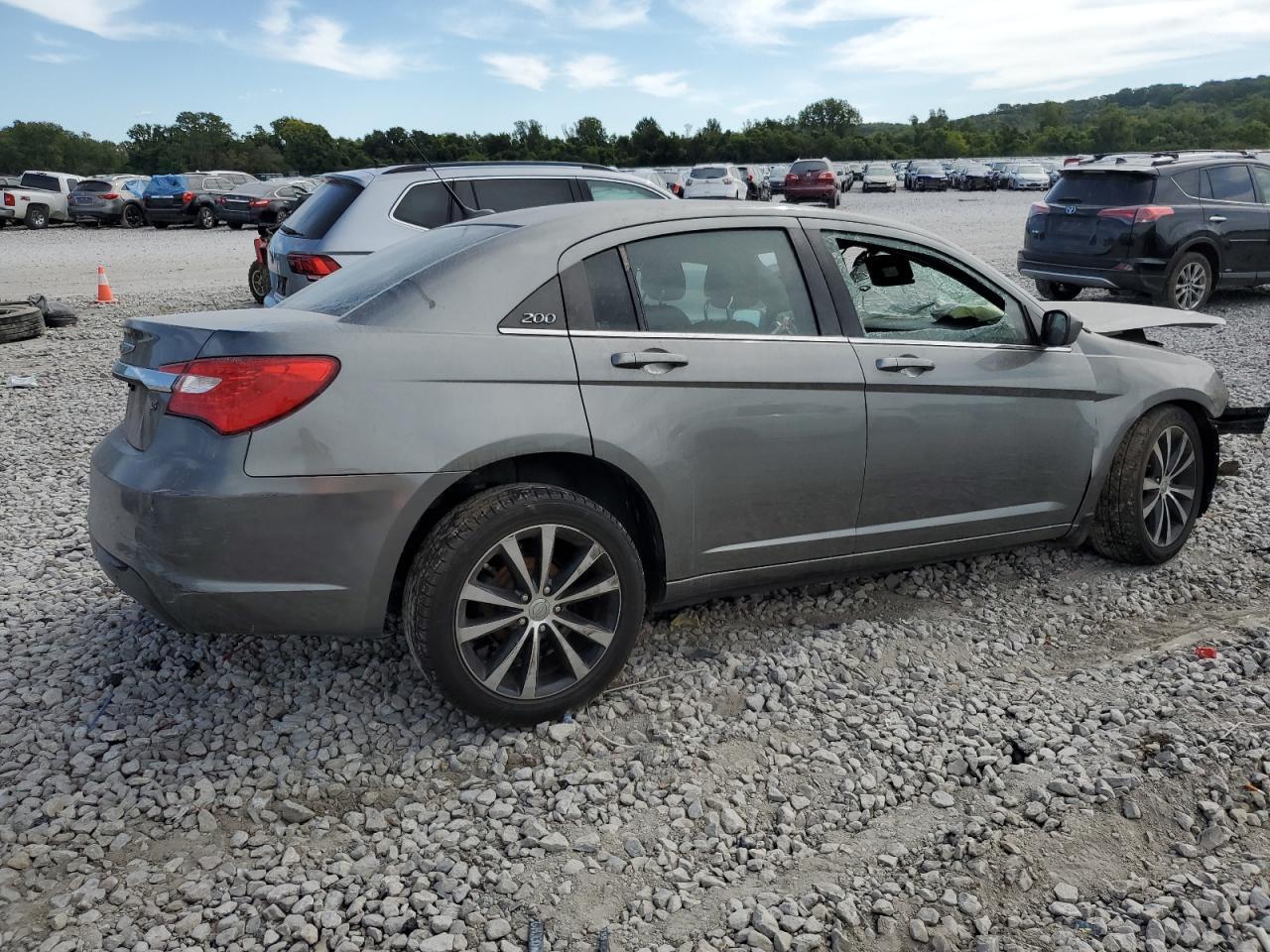 2013 Chrysler 200 Limited