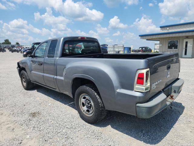 2006 Mitsubishi Raider LS