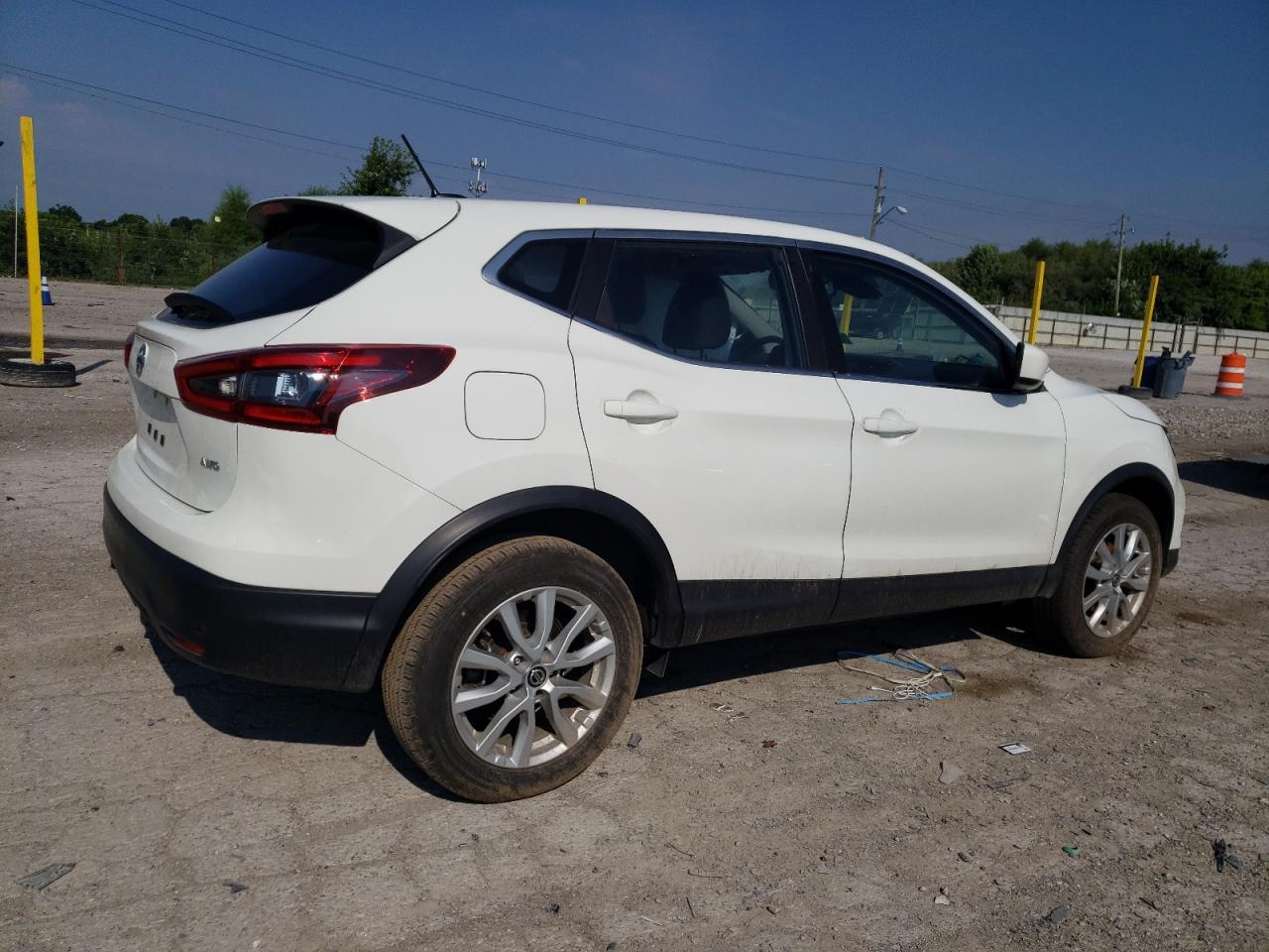 2022 Nissan Rogue Sport s