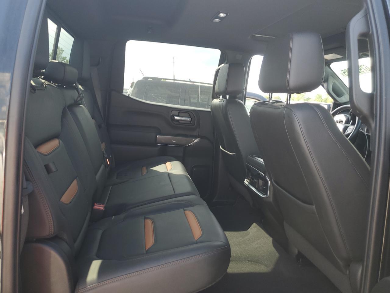 2022 GMC Sierra Limited K1500 AT4