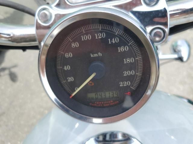2004 Harley-Davidson XL883 C