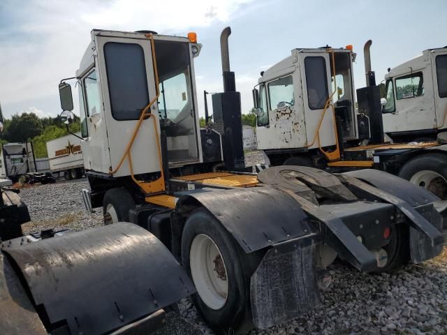 2019 Ottawa Yard Tractor 2019 Ottawa COMMACYT30-Trucks Yard Truck