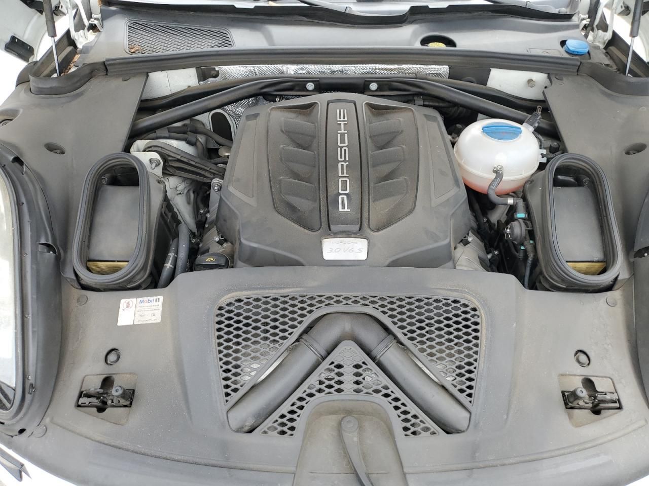 2017 Porsche Macan s