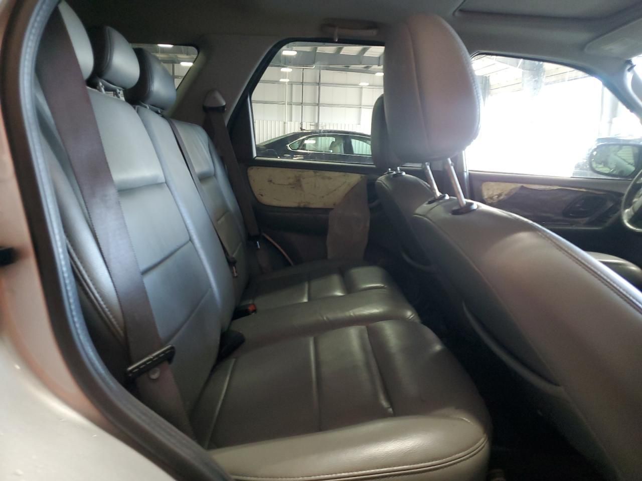 2005 Ford Escape xlt