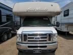 2015 Ford Econoline E450 Super Duty Cutaway Van