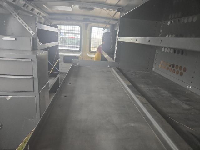 2013 Chevrolet Express G2500