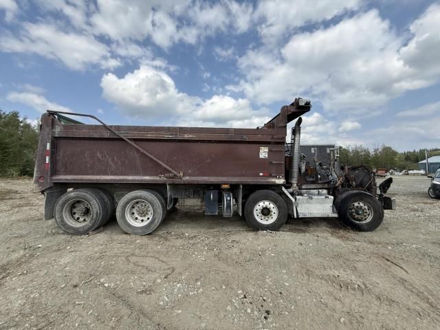 2014 Kenworth Construction T400