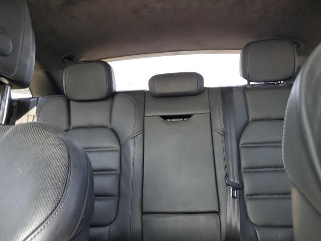 2015 Porsche Macan Turbo