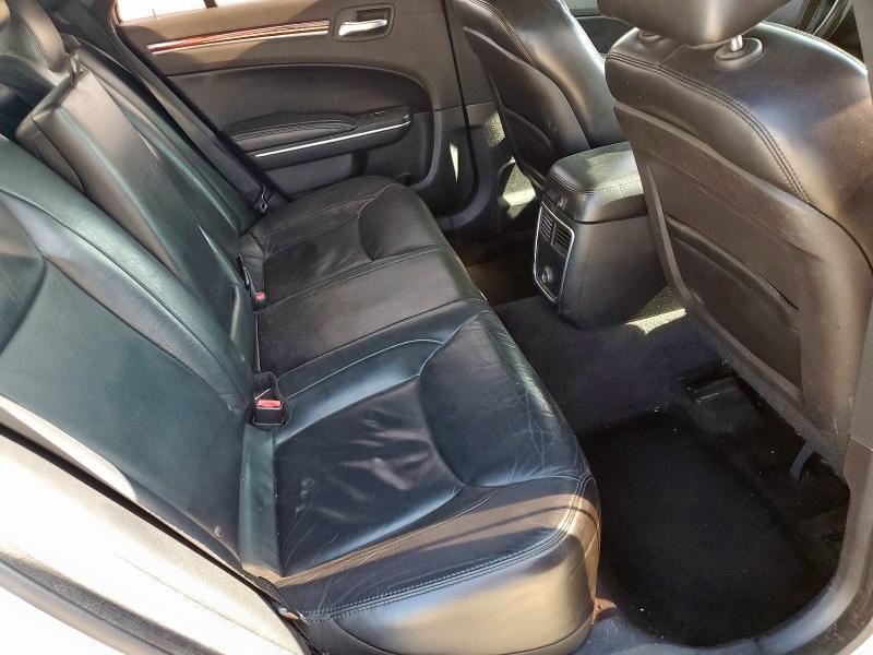 2012 Chrysler 300 Limited