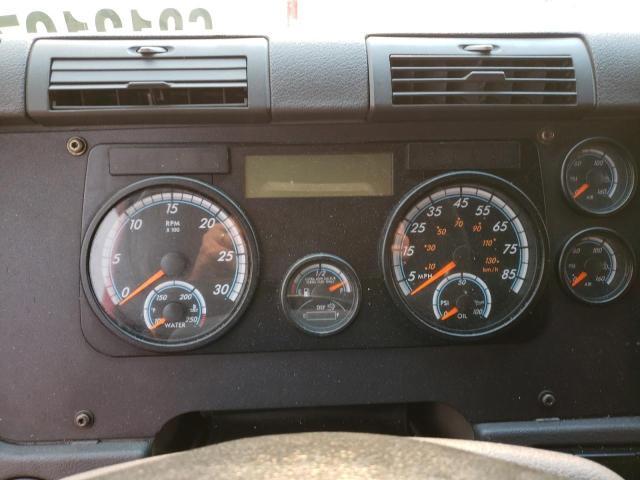 2015 Freightliner Cascadia 125 Semi Truck