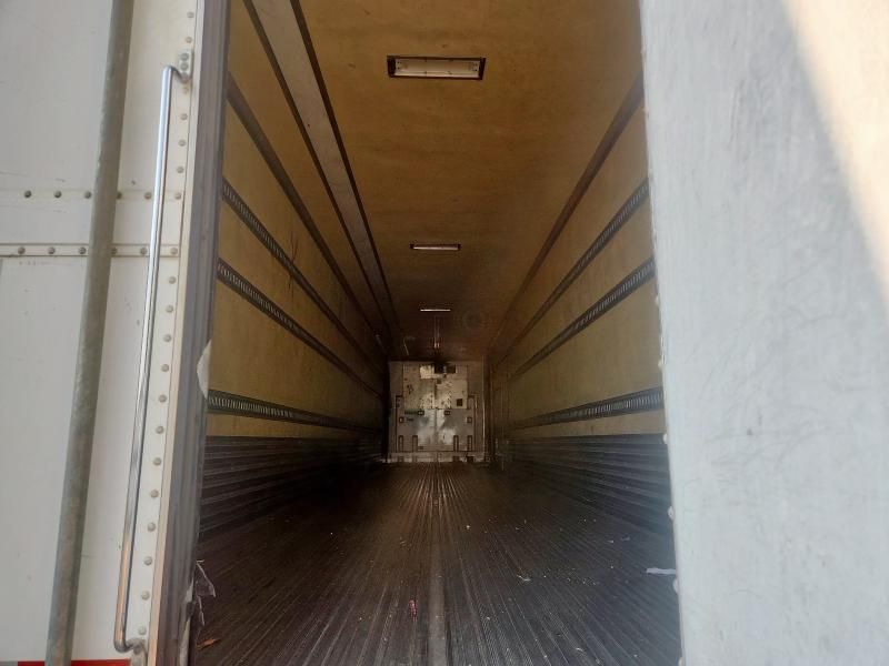 2013 Utility VS2RA Refrigerated Van Trailer