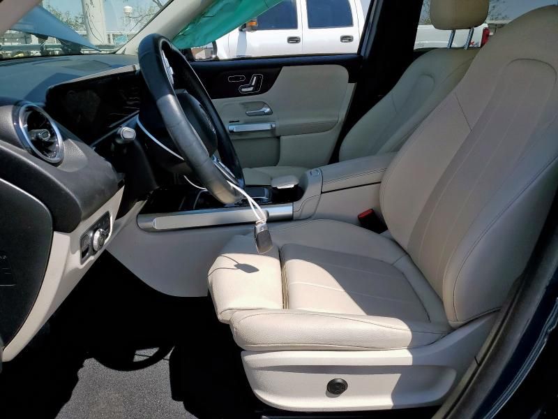 2022 Mercedes-Benz GLB 250