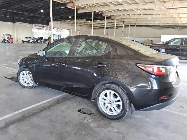 2017 Toyota Yaris IA