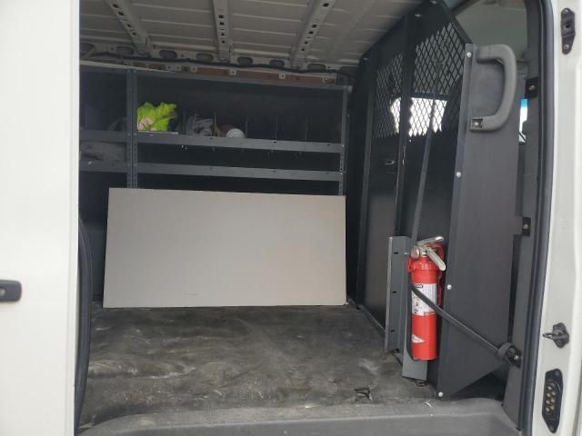 2015 Nissan NV 1500