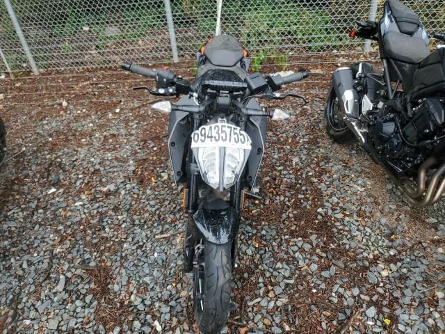 2023 KTM 390 Duke