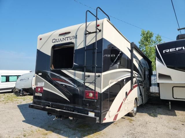 2020 Ford Econoline E450 Super Duty Cutaway Van