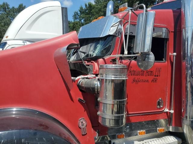 2000 Kenworth W900 Semi Truck