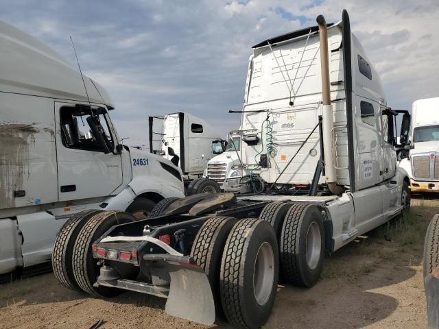 2020 Volvo VNL Semi Truck