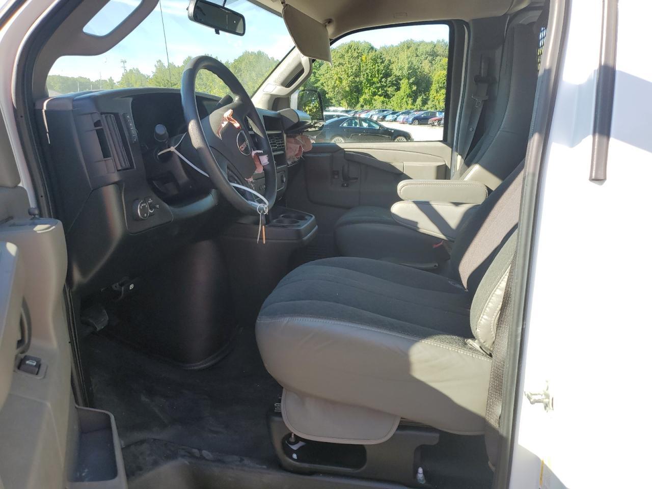 2023 GMC Savana G2500