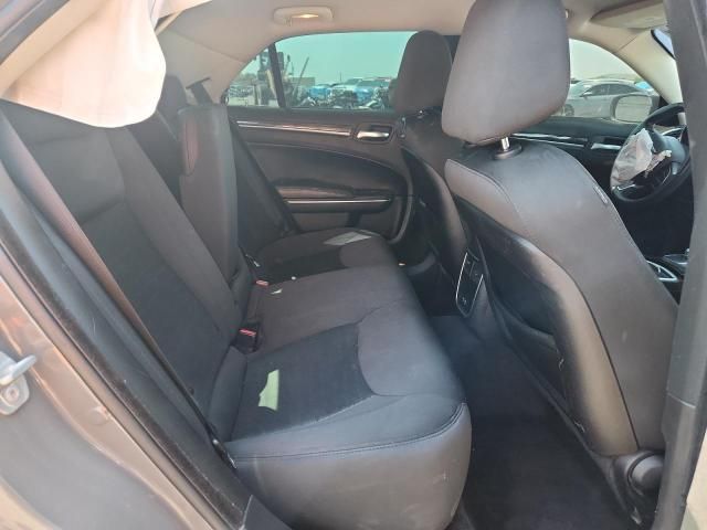 2018 Chrysler 300 Touring