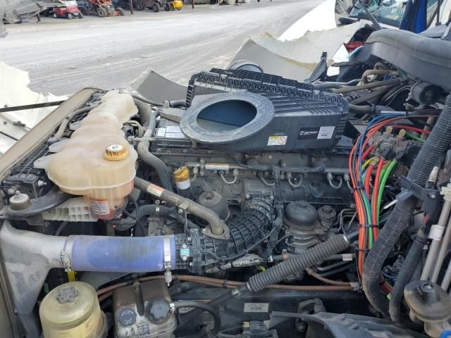 2023 Freightliner Cascadia 126 Semi Truck