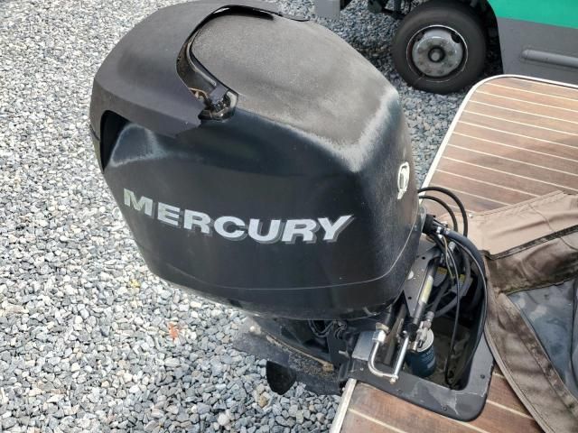 2010 BUJ 2010 SUN Tracker Party Barge 22 Regency W90ELPT-