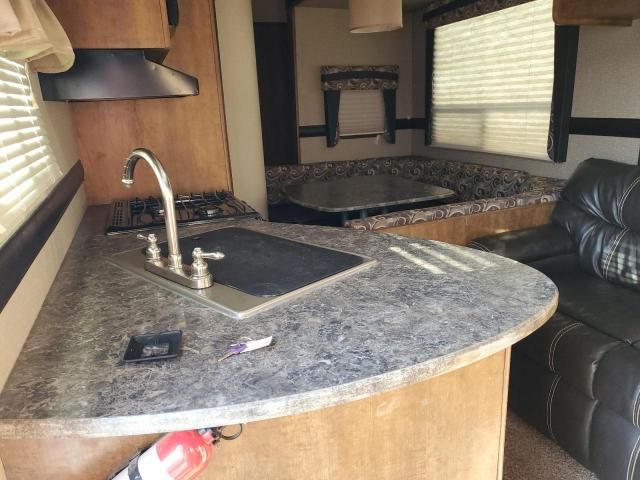 2017 Crossroads Zinger-RVS