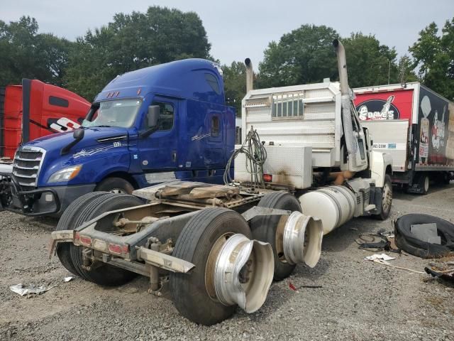 2018 Mack CHU613 Semi Truck